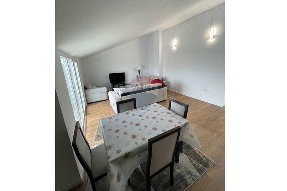 Apartment for sale 2+1 in the fresku area, in a quiet and well-organized environment, ideal for family living or investment.