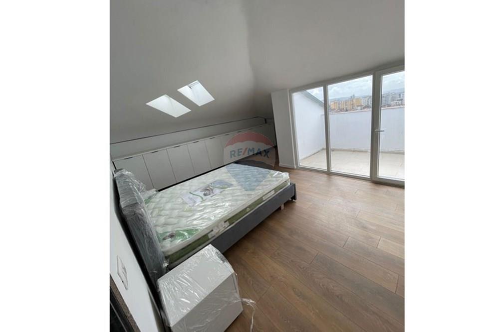 Apartment for sale 2+1 in the fresku area, in a quiet and well-organized environment, ideal for family living or investment.