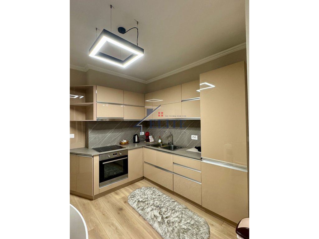Block, 1+1 wohnung zur miete