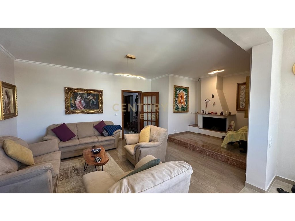Zum verkauf, 2+1+2 wohnung, barrikadave straße