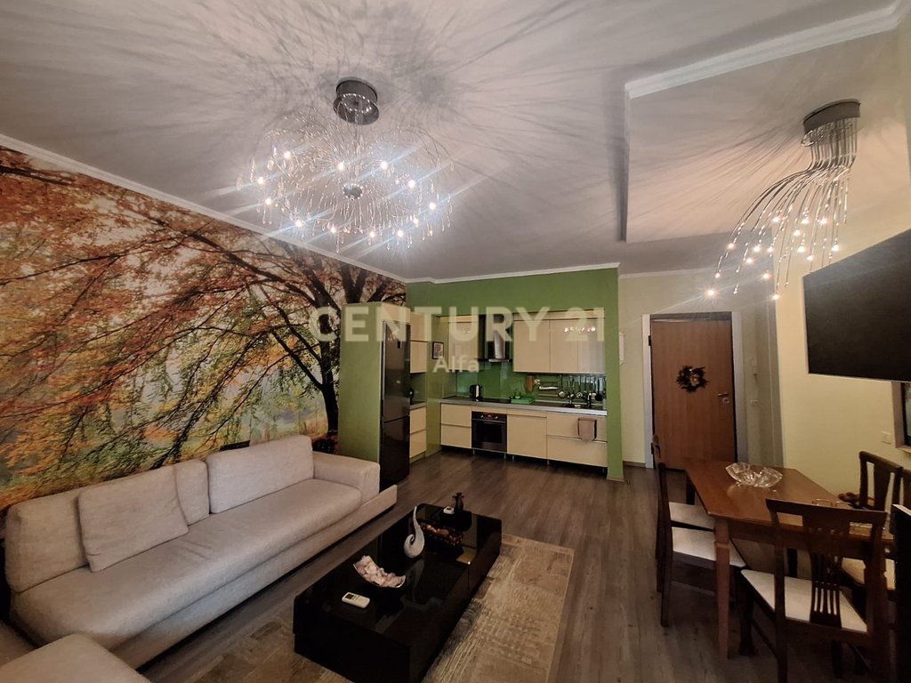 Zum verkauf, 2+1+2 wohnung, barrikadave straße