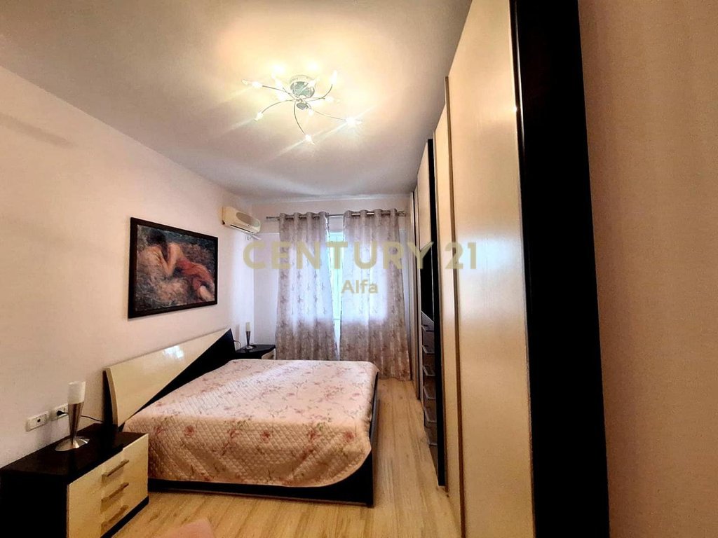 Zum verkauf, 2+1+2 wohnung, barrikadave straße