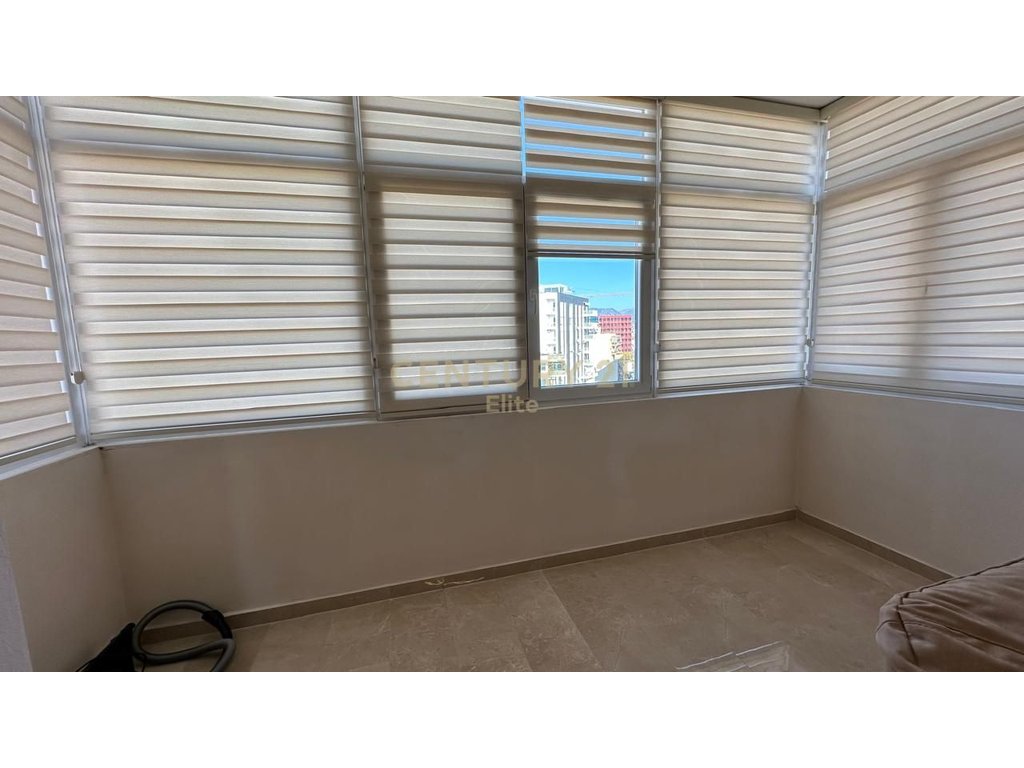 Zum verkauf, 2+1+2 wohnung, barrikadave straße