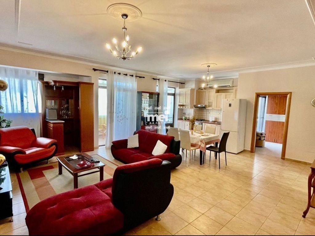 Zu mieten super apartment 2+1 an der neuen portstraße mit meerblick!