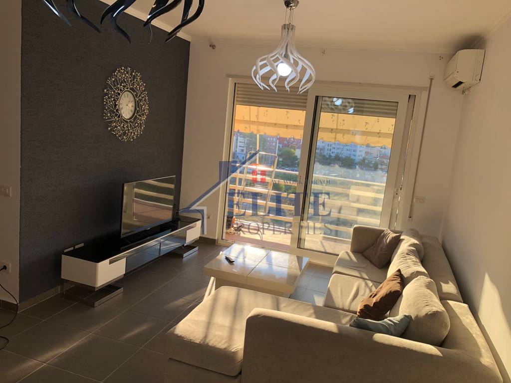 Rruga e elbasanit, apartamento 2+1 en alquiler