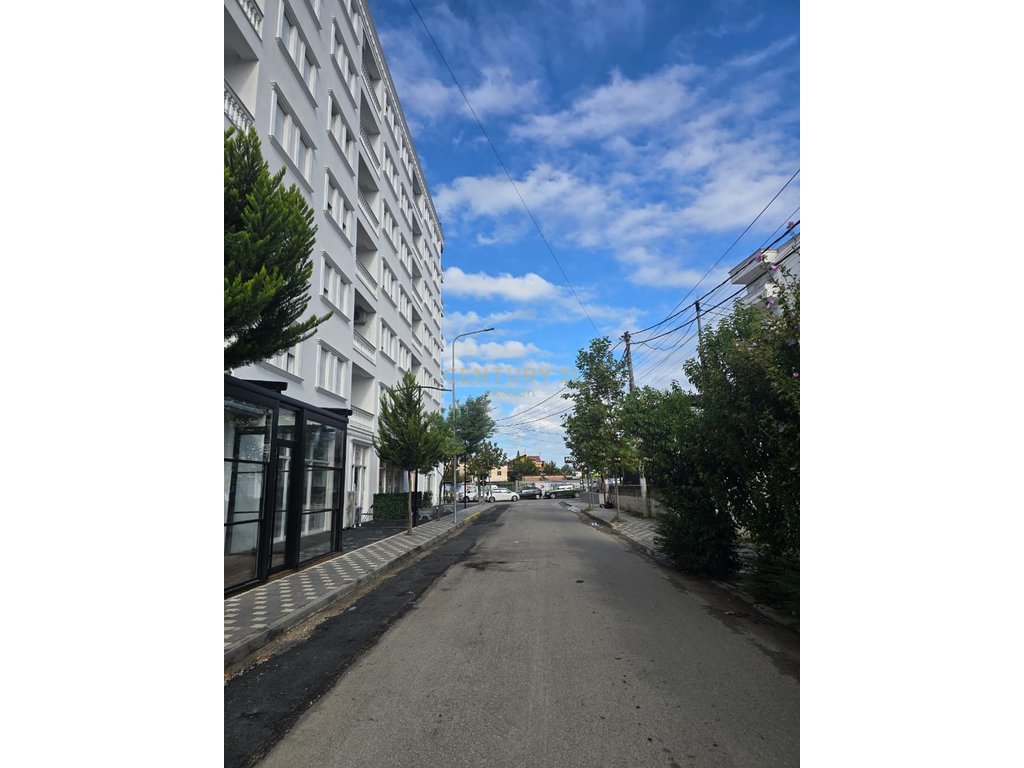 Apartamento à venda 2+1 "Rruga 7 Marsi" kamez!