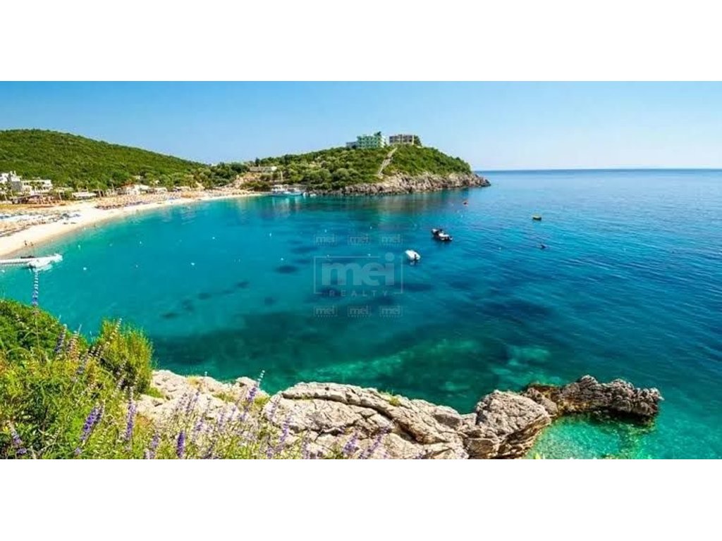 Tokë për shitje në jale