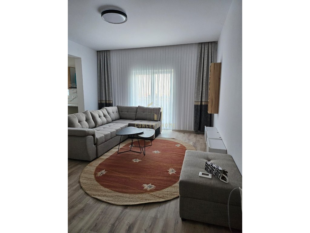 Jepet me qera apartament 3+1 te selit