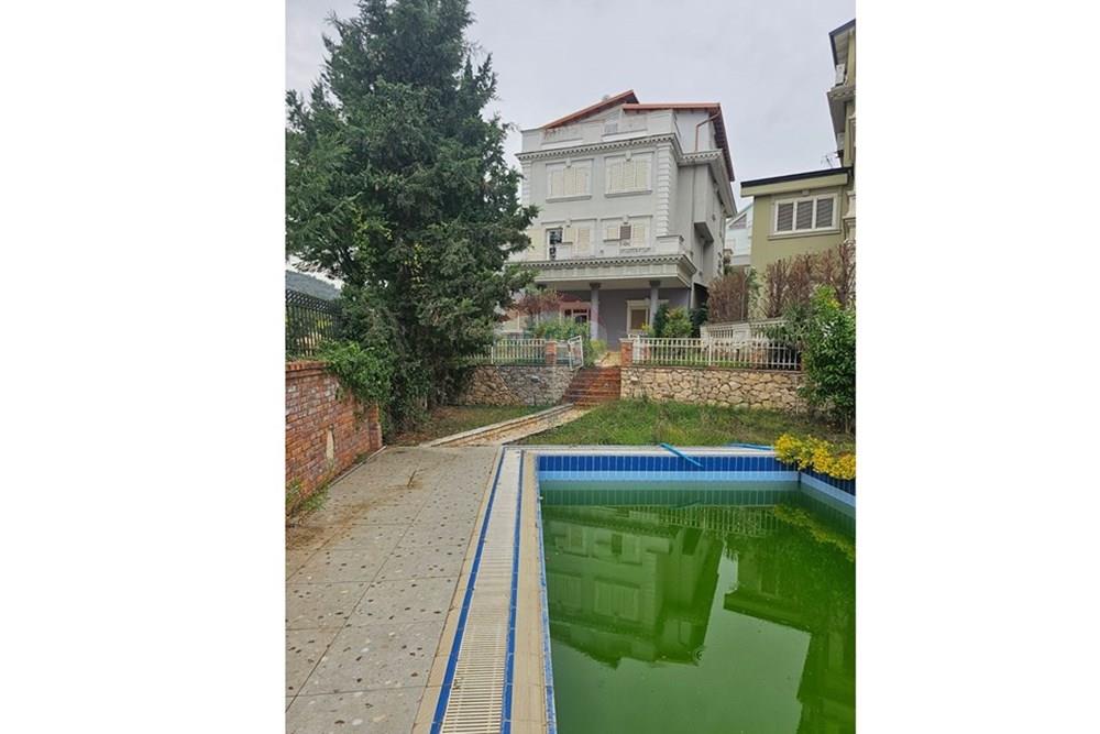 Mjull bathore vicino a tulipan residence