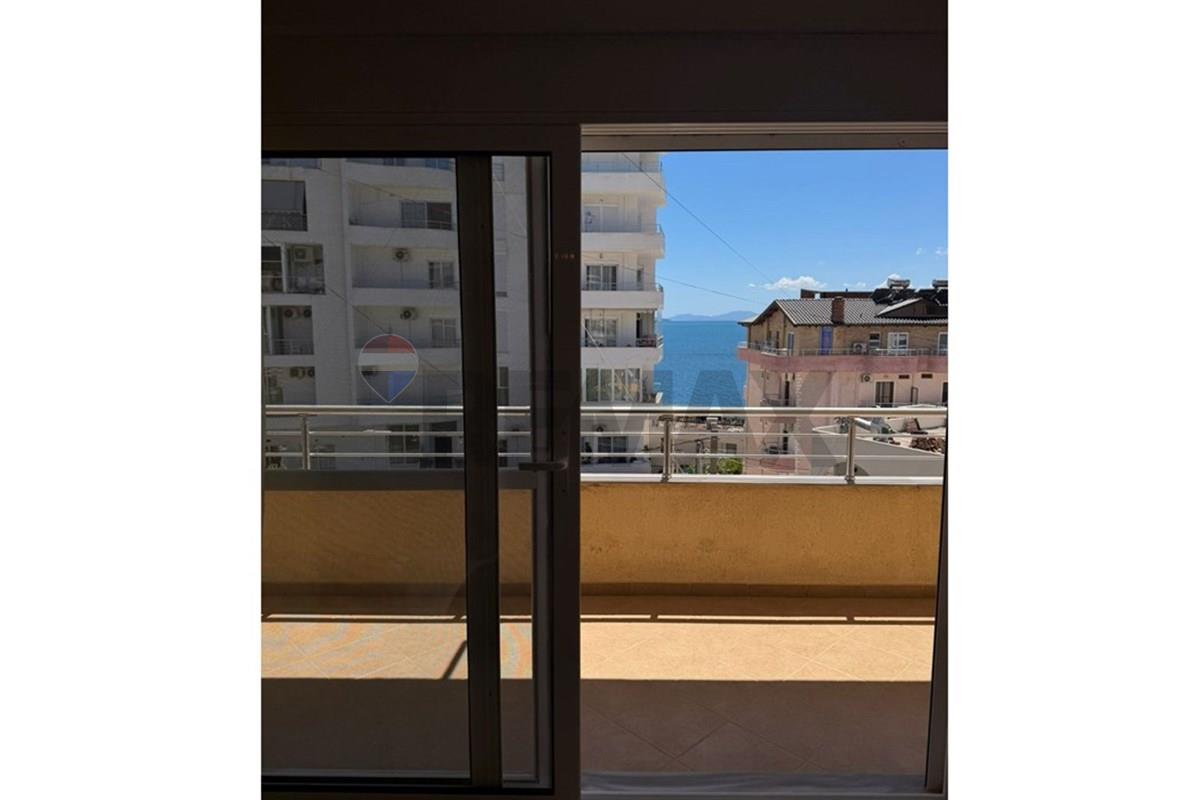 Apartamento 2+1 en venta con vista panorámica al mar, calle mitat hoxha, Sarandë (5)