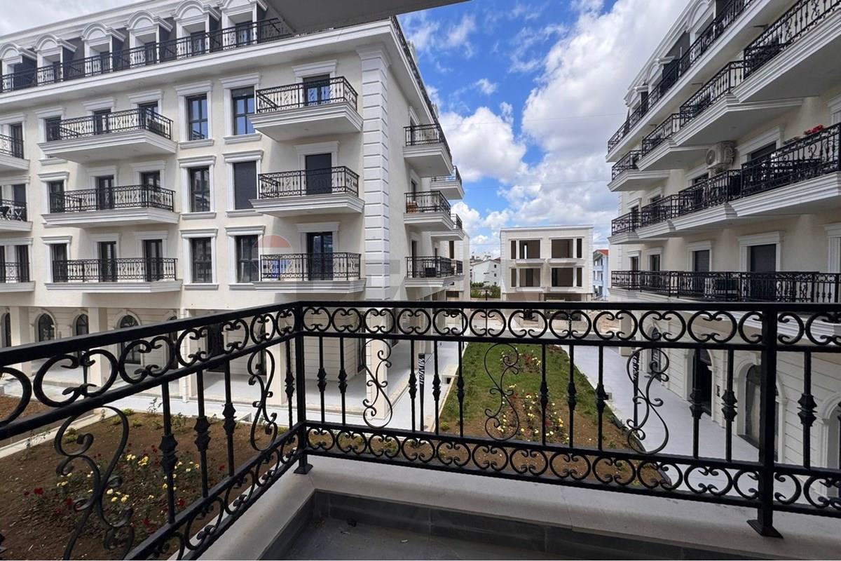 Shesim apartament 2+1+2 tek rezidenca porta Tirana e re