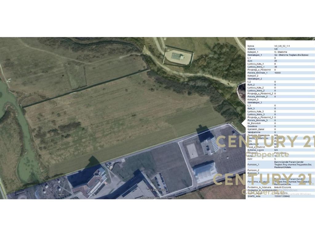 Terrain à vendre à rinas!
