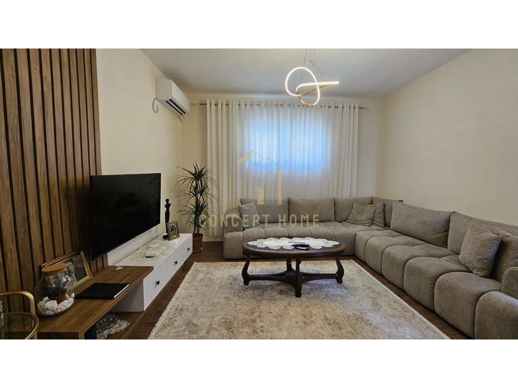 For rent: 2-storey villa near medreseja, dibrës street