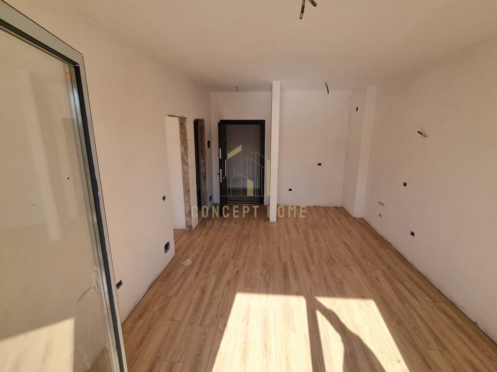 Apartamento 1+1 à venda em kamez