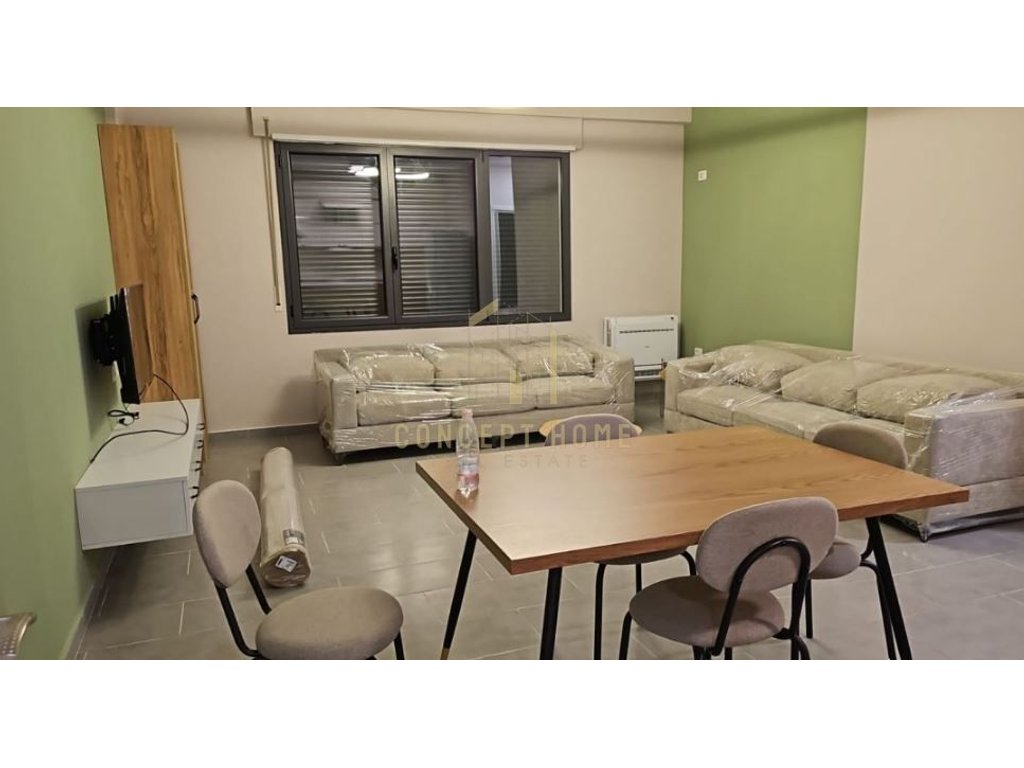 Jepet me qera apartament 2+1 te kodra e diellit.
