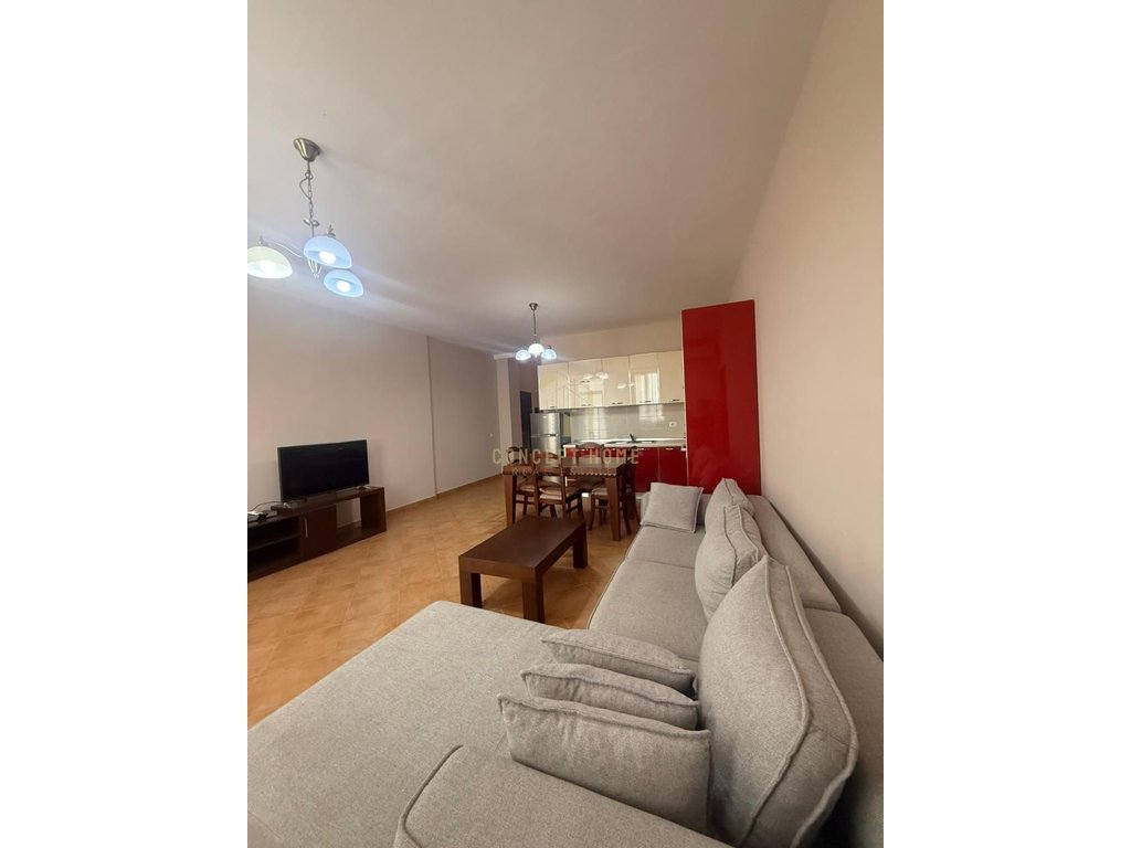 Apartamento 2+1 en alquiler en la calle jordan misja, Tirana - 60.000 lek / mes