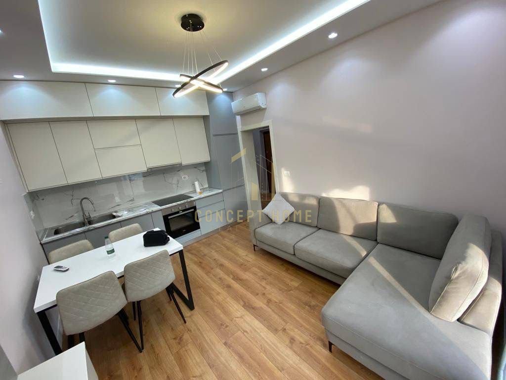 Apartamento 2+1 para alugar perto de myslym shyri