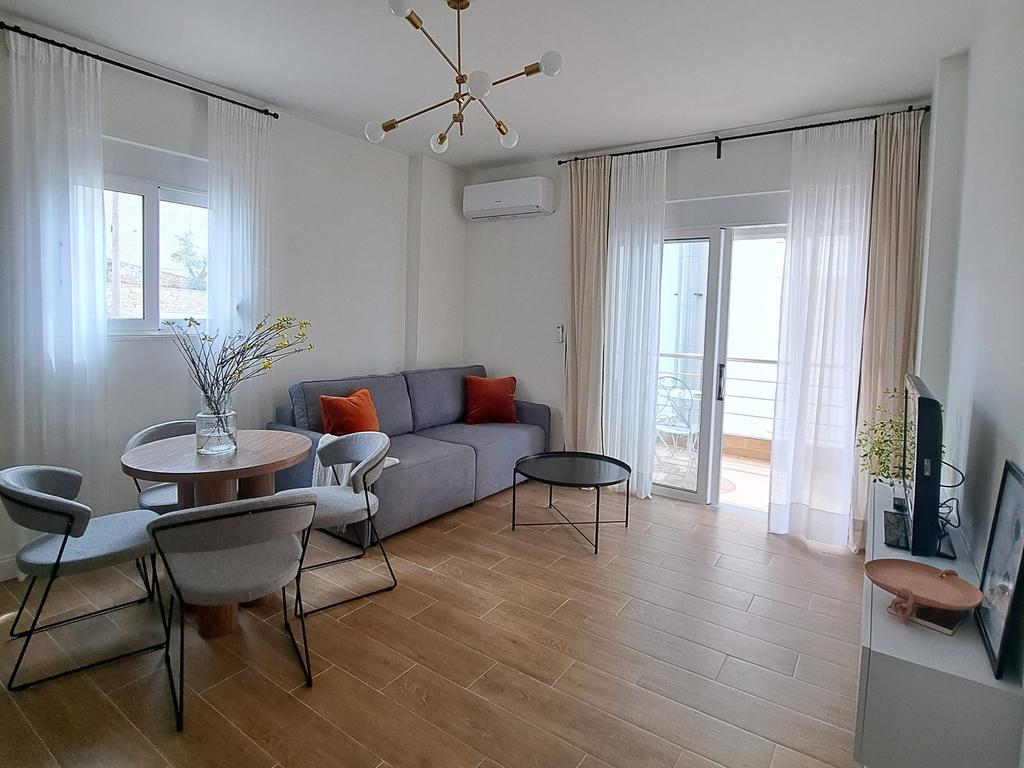 Saranda, apartamento para alugar 1+1 (2)