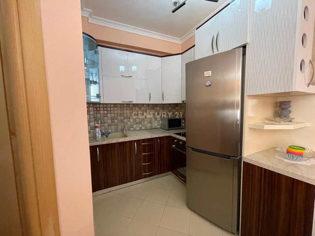 Appartement à vendre à orikum, rdc !!!