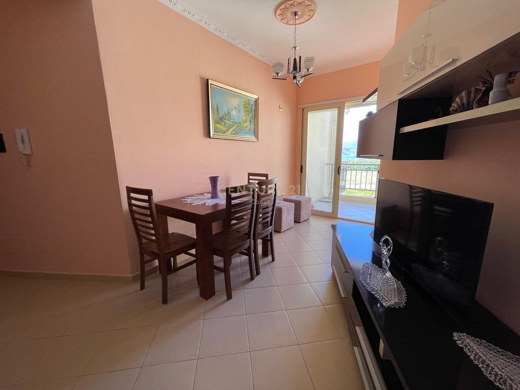 Appartement à vendre à orikum, rdc !!!