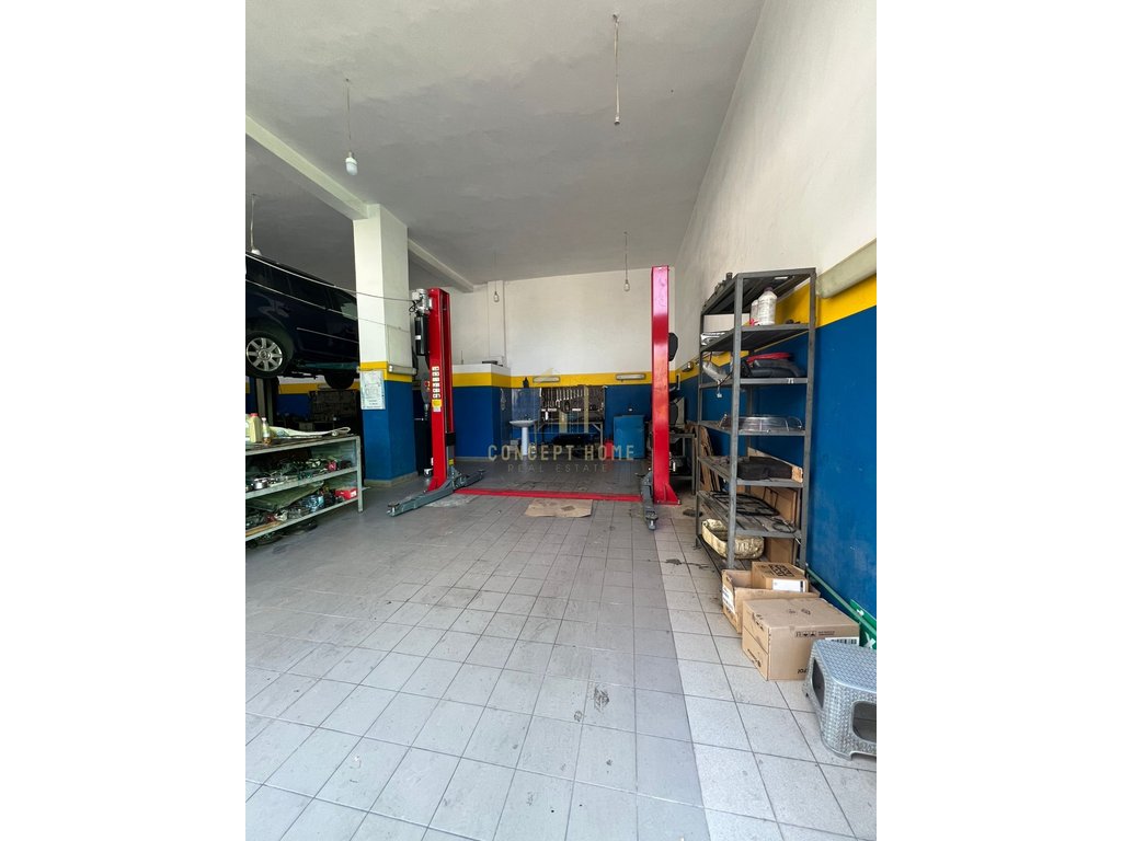 Dyqan për qira në Komuna e Parisit, Tiranë