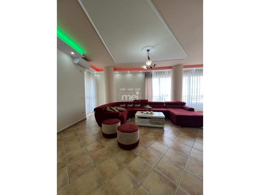 Apartment for sale 2+1+2 near the building!