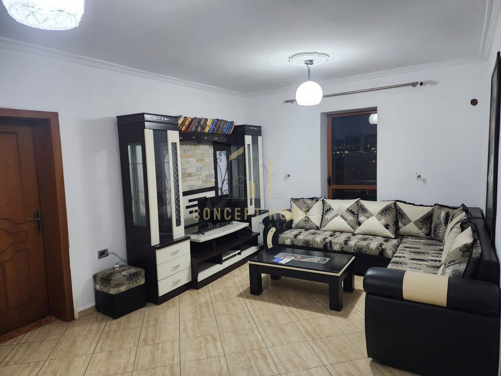 Apartamento 2+1 para alugar no instituto agrícola, Tirana