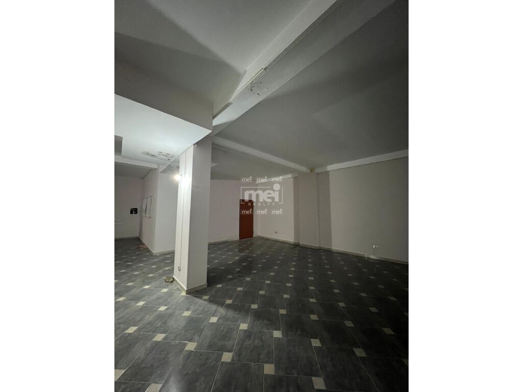 Espaço aberto para alugar em plazh!