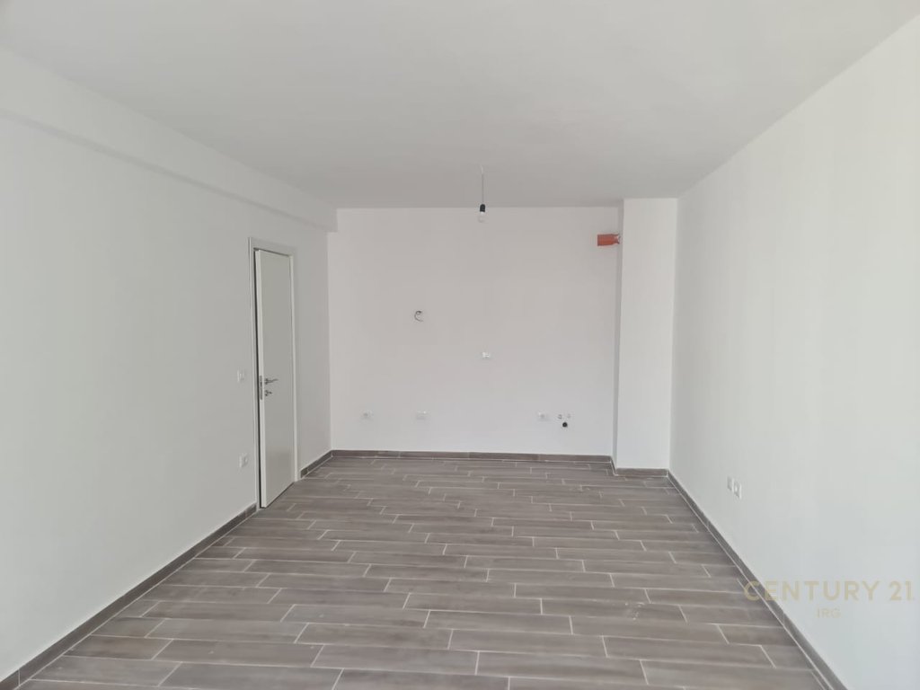 2+1 wohnung in rr.5 maji!