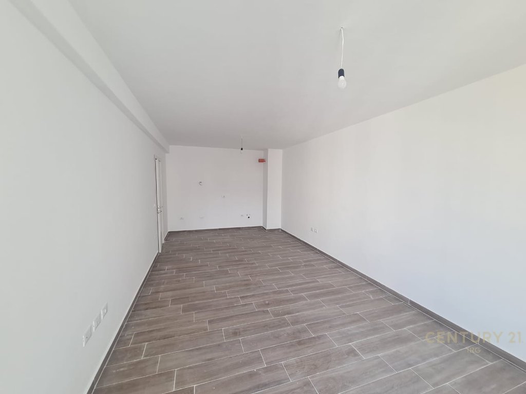 2+1 wohnung in rr.5 maji!