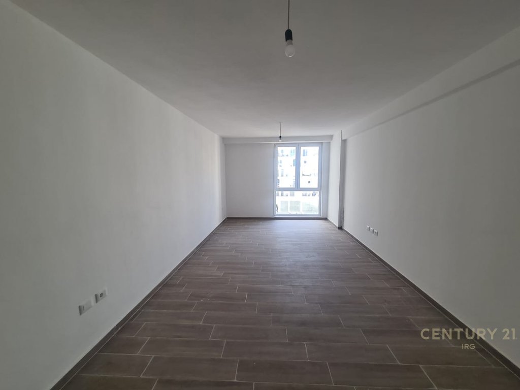 2+1 wohnung in rr.5 maji!
