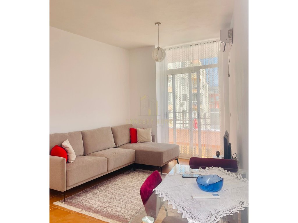 Para alugar: Apartamento 1+1 em Astir