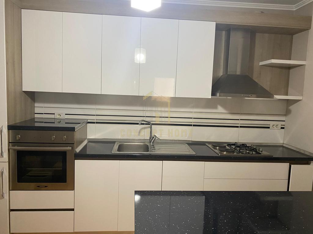 Apartamento en alquiler 2+1+2 bulevardi bajram curri