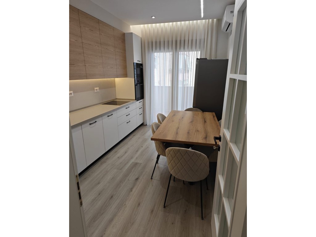 Wohnung 2+1+2 zur miete im zentrum von Tirana! (2)