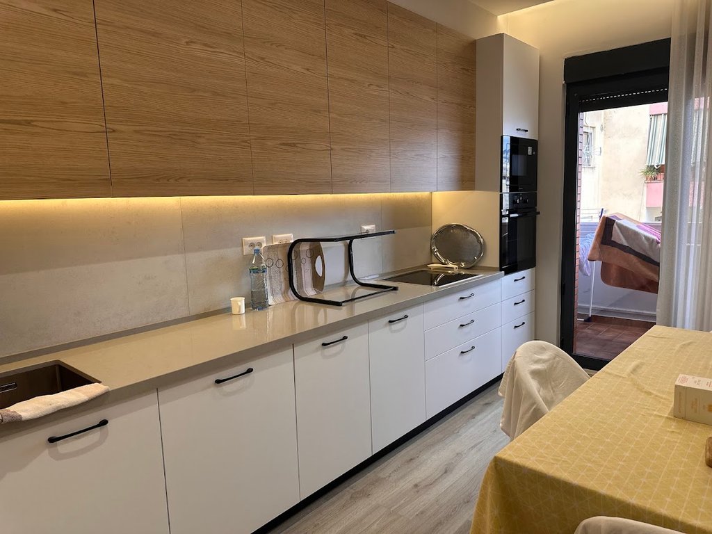 Wohnung 2+1+2 zur miete im zentrum von Tirana! (3)