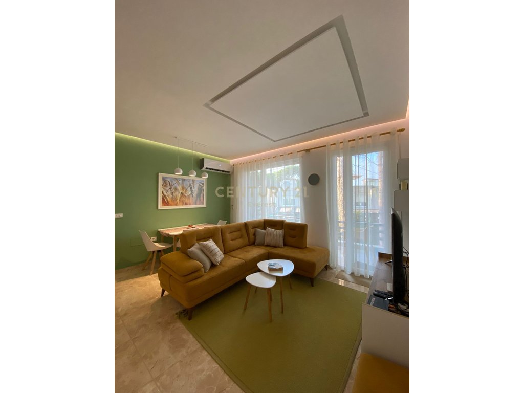 Apartament 1+1 me oborr ne hamallaj!