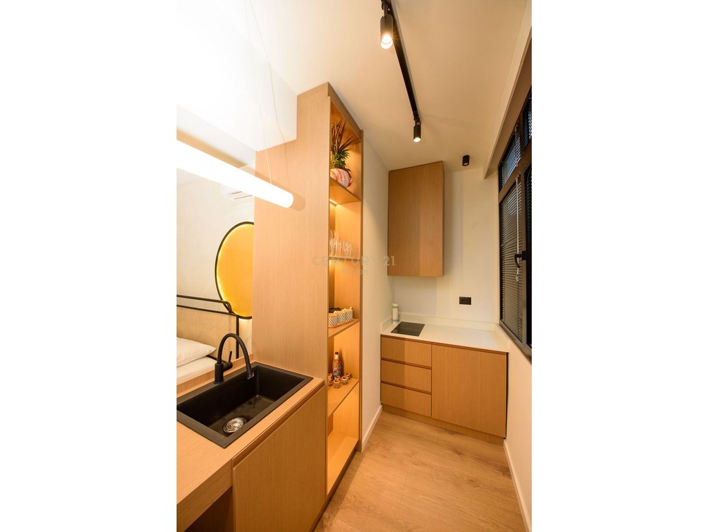 Apartamento 1+1 y 1 estudio en lungomare, Vlorë | 117 m²!