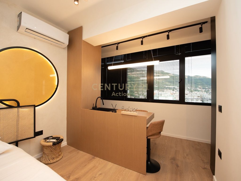 Apartamento 1+1 y 1 estudio en lungomare, Vlorë | 117 m²!