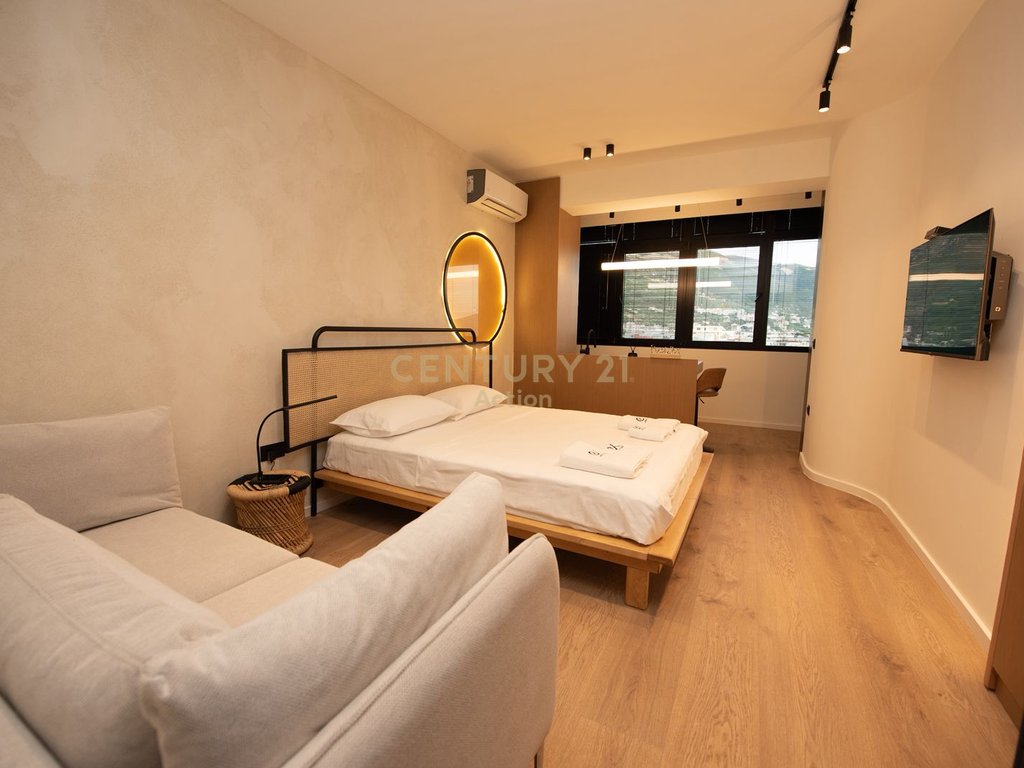 Apartamento 1+1 y 1 estudio en lungomare, Vlorë | 117 m²!