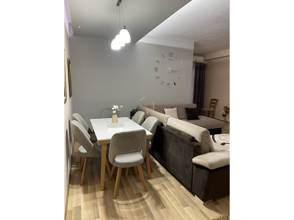 Appartement 2+1 à louer à Astir