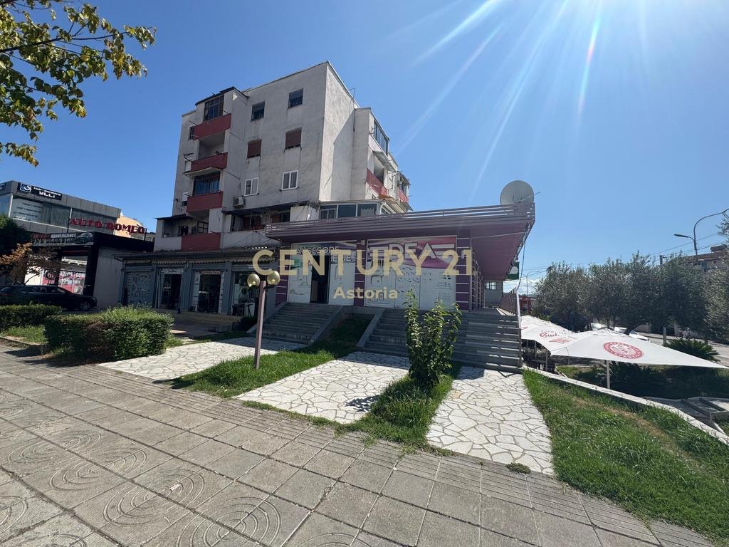 Commercial space for sale near Elbasan city stadium!