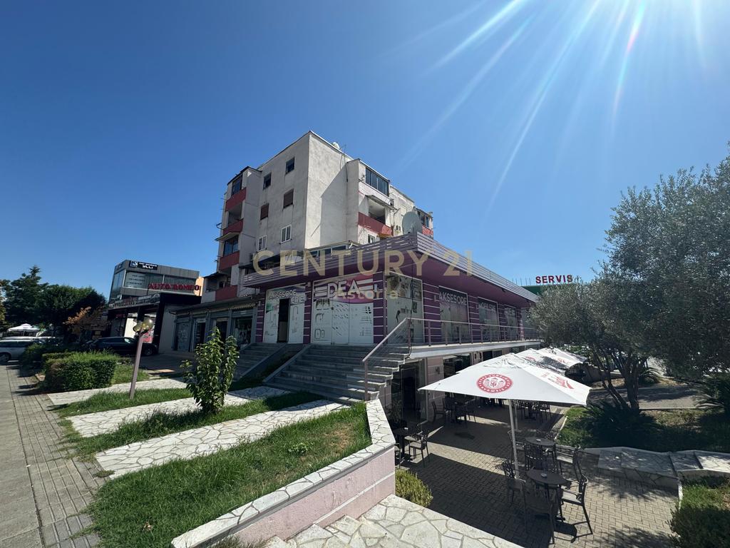 Commercial space for sale near Elbasan city stadium!