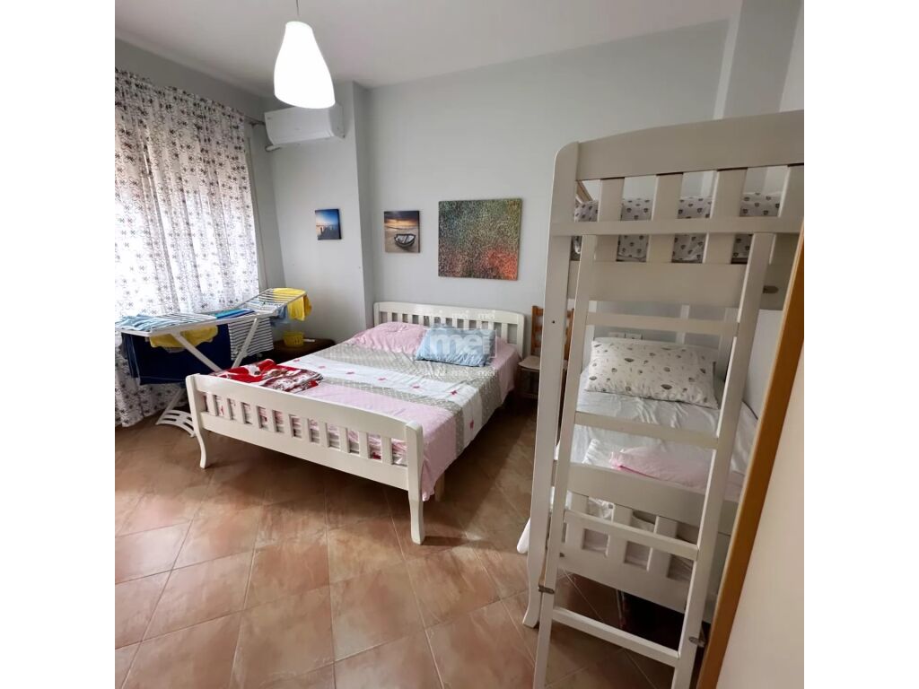 Apartment zu verkaufen 1+1 bei shkembi i kavajes!