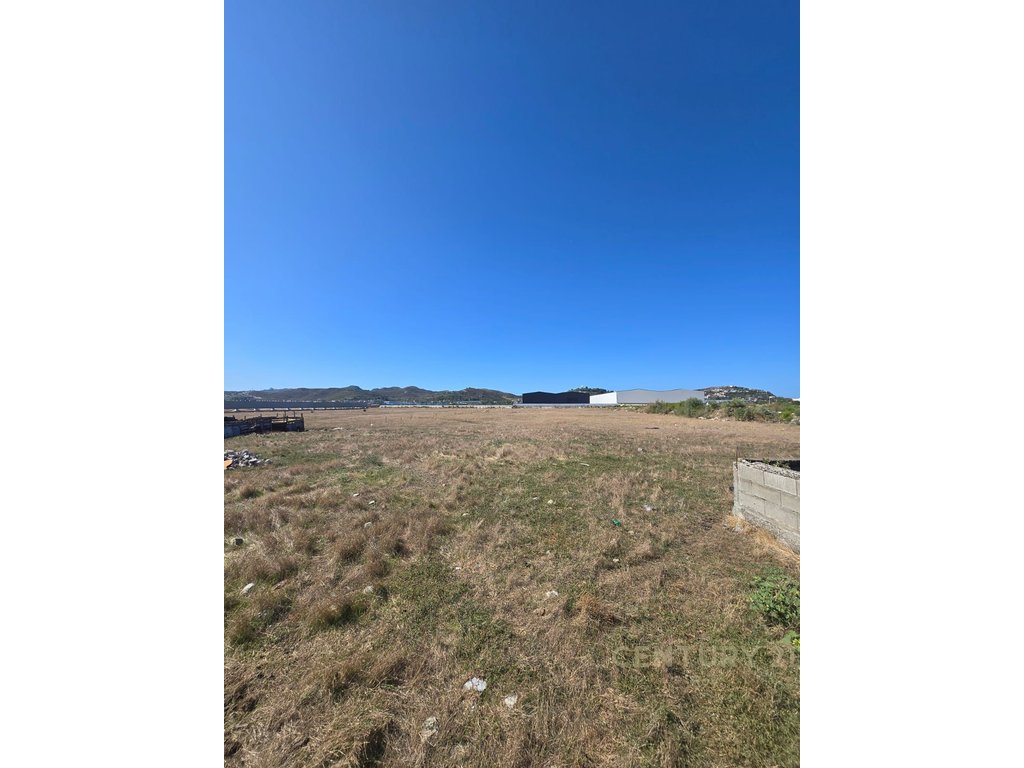 Industrielles grundstück zum verkauf in porto romano, Durrës - 240000€ | 4000 m²