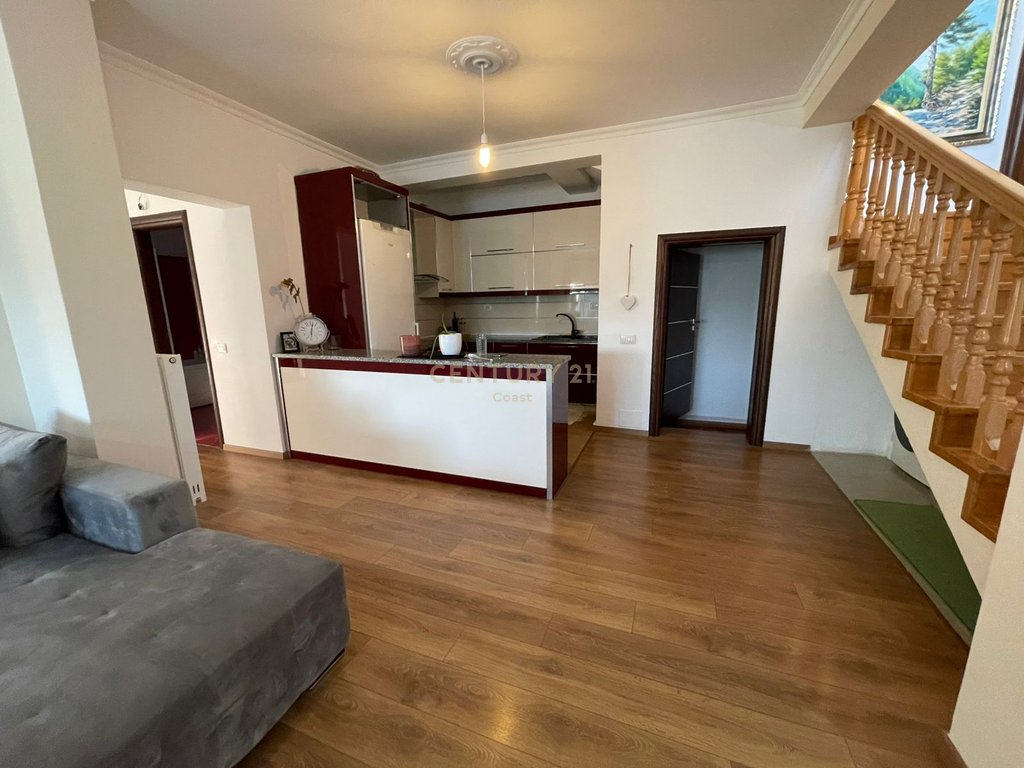 Casas en venta en el barrio 'Partizani' Vlorë!!