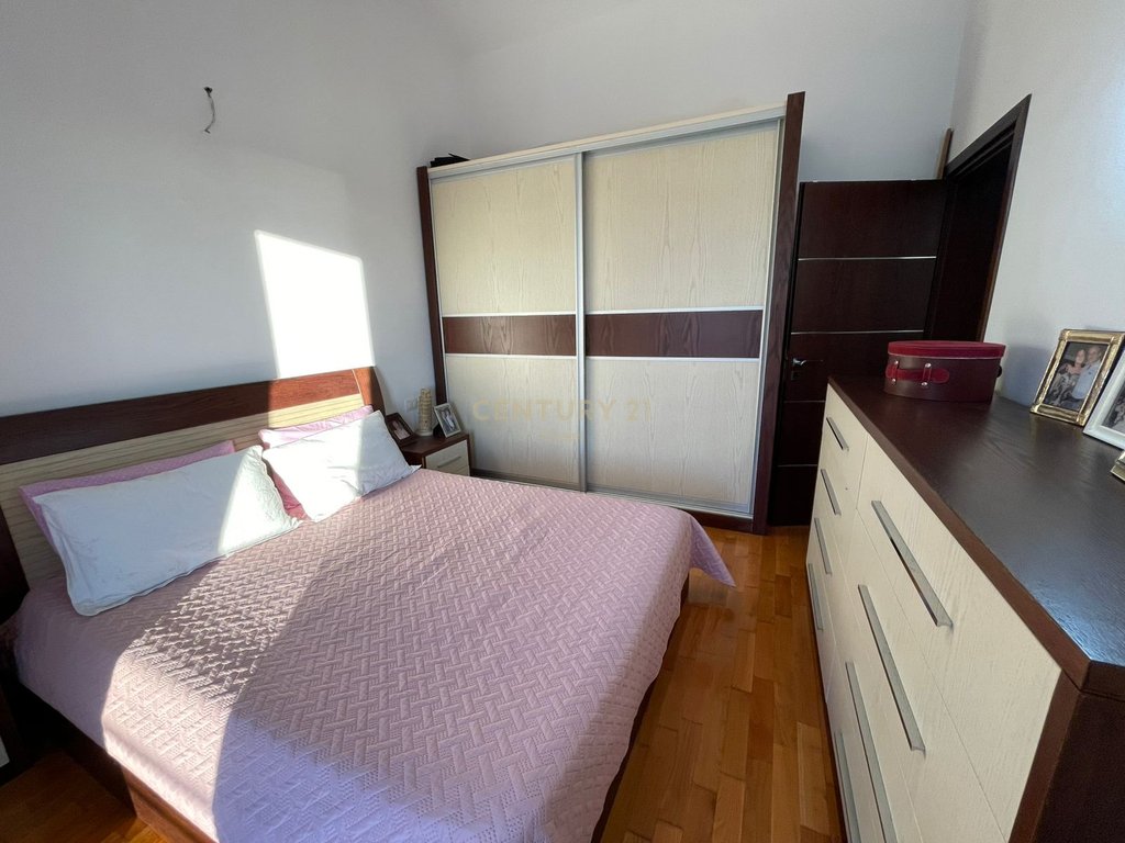 Casas en venta en el barrio 'Partizani' Vlorë!!