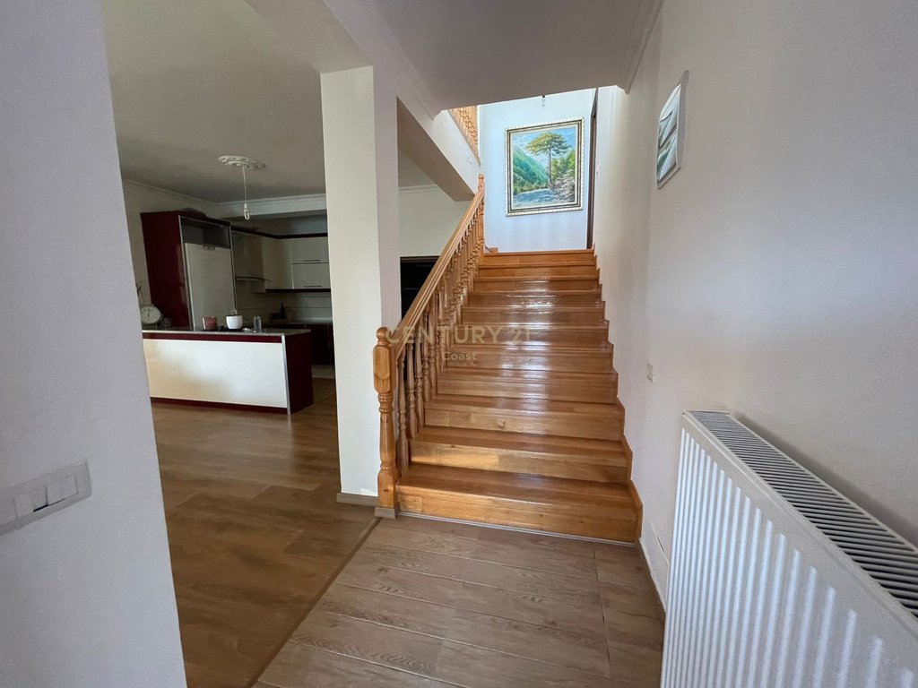 Casas en venta en el barrio 'Partizani' Vlorë!!