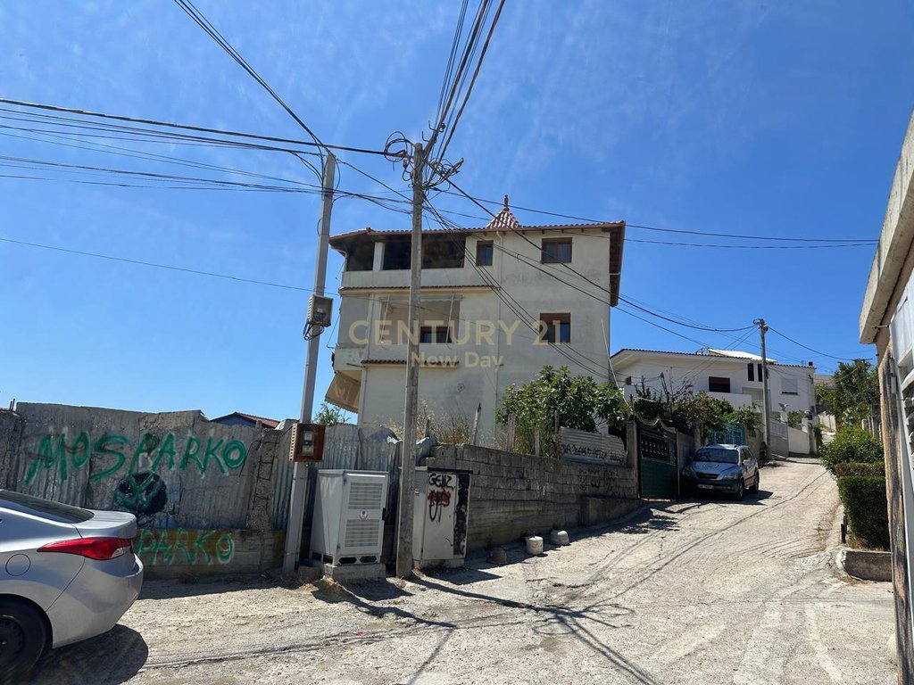 Casas en venta en el barrio 'Partizani' Vlorë!!