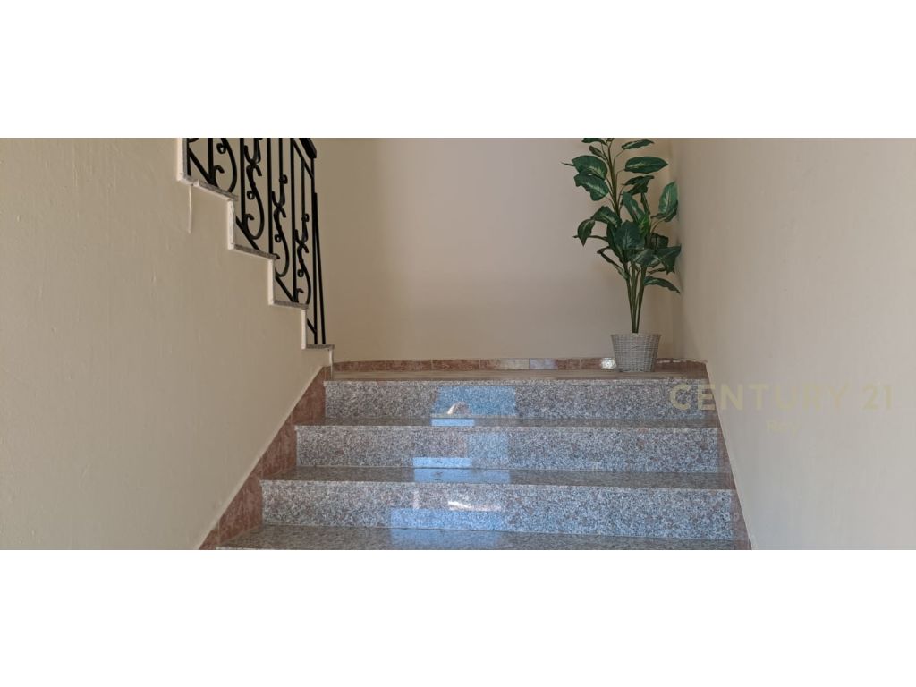 Casas en venta en el barrio 'Partizani' Vlorë!!