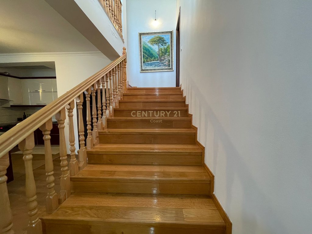 Casas en venta en el barrio 'Partizani' Vlorë!!